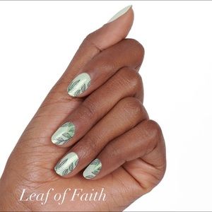 Color Street Leaf of Faith